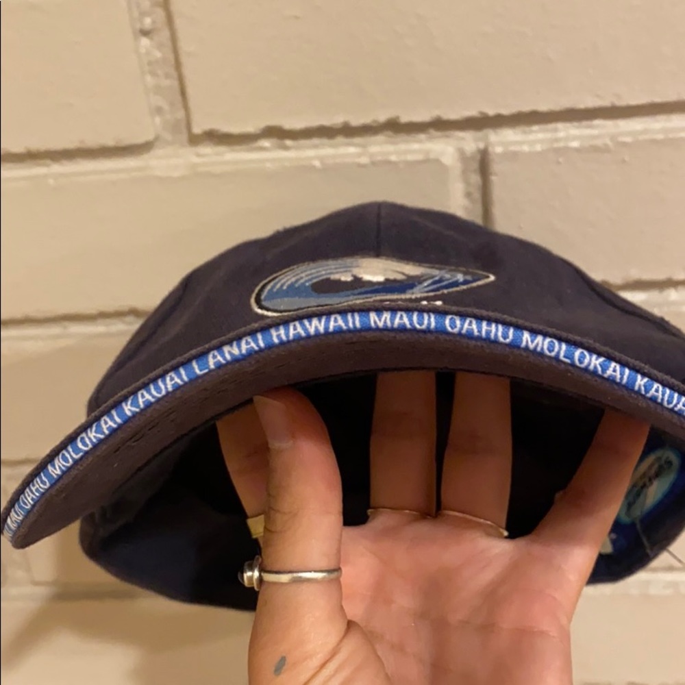 Hat - Picture 3 of 4